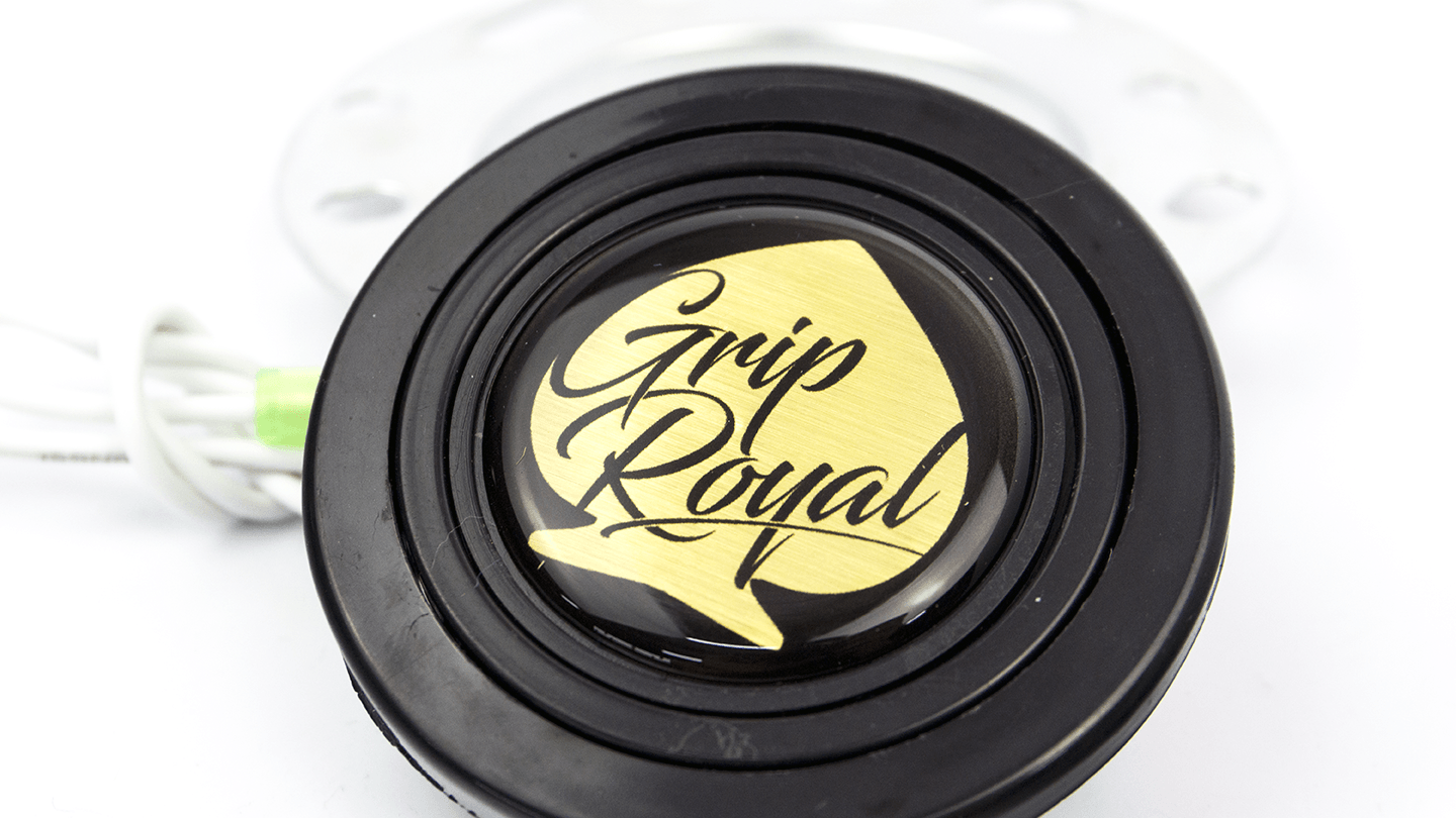 Grip Royal Horn Button - Gold Spade